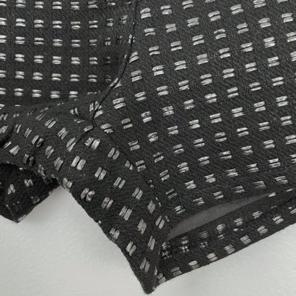 New Very J Shiny Stitch Textured Weave Shorts Black Size Small - Picture 5 of 16